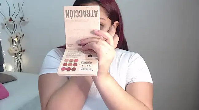 Snapshot of KathyGonzalez chatting on February 25, 2025, 1:32 pm KathyGonzalez online show from February 25, 2025, 1:32 pm