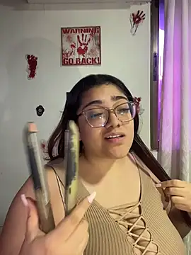 Snapshot of KathyGonzalez chatting on October 24, 2025, 9:25 pm KathyGonzalez online show from October 24, 2025, 9:25 pm