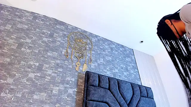 Snapshot of JuliaRose_ks chatting on October 25, 2025, 12:43 am JuliaRose ks online show from October 25, 2025, 12:43 am