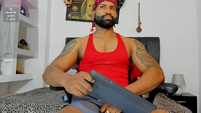 Snapshot of MattRodriguez9 chatting on December 13, 2025, 8:04 pm MattRodriguez9 online show from December 13, 2025, 8:04 pm