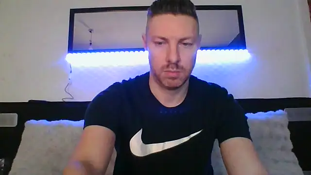 Snapshot of Fit4fun24 chatting on March 5, 2026, 7:21 pm Fit4fun24 online show from March 5, 2026, 7:21 pm