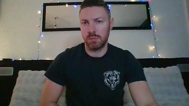 Snapshot of Fit4fun24 chatting on January 24, 2025, 2:28 am Fit4fun24 online show from January 24, 2025, 2:28 am