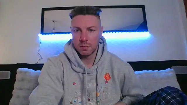 Snapshot of Fit4fun24 chatting on January 6, 2026, 11:42 pm Fit4fun24 online show from January 6, 2026, 11:42 pm