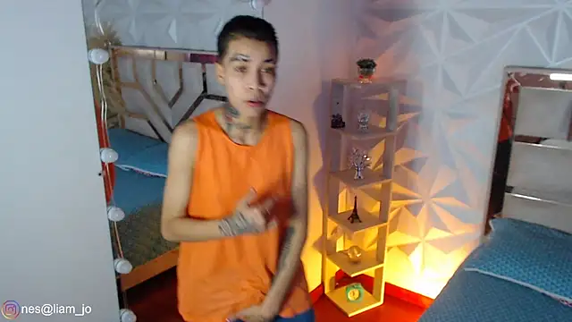 Jonesliam23 online show from April 21, 2026, 7:31 pm