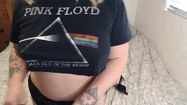 anja peach online show from April 22, 2026, 4:25 pm