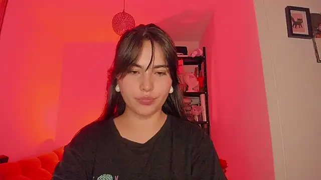 Snapshot of sol__angel chatting on February 28, 2025, 9:15 am sol angel online show from February 28, 2025, 9:15 am