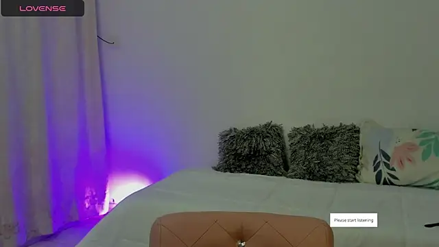 MeganAnderson777 online show from March 19, 2025, 2:02 pm