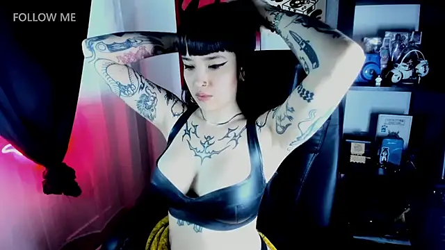 Snapshot of Demongirl6666 chatting on April 24, 2026, 7:32 am Demongirl6666 online show from April 24, 2026, 7:32 am