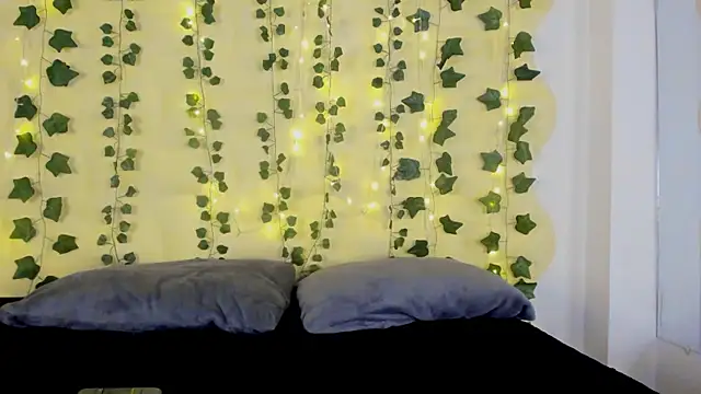 Natasha Nasty2 online show from February 6, 2025, 6:40 am