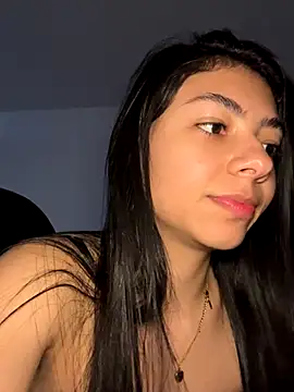 Liissa cute  online show from December 3, 2025, 9:03 pm