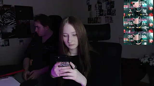 camcoupbang online show from October 1, 2025, 9:51 pm