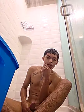 Snapshot of Yoko0381 chatting on September 14, 2025, 1:50 am Yoko0381 online show from September 14, 2025, 1:50 am