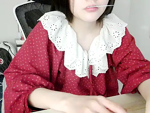 Yin-girl online show from January 13, 2026, 6:12 pm