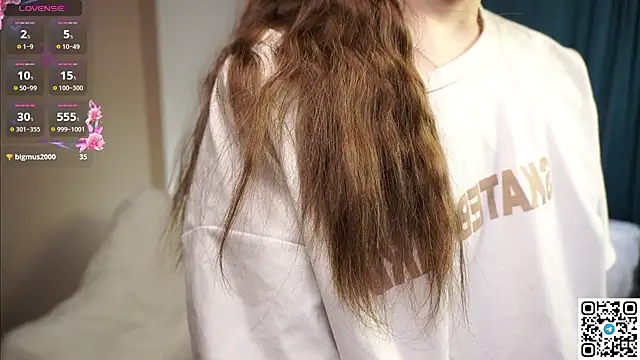 Snapshot of RenetTolken chatting on March 9, 2025, 8:21 pm RenetTolken online show from March 9, 2025, 8:21 pm