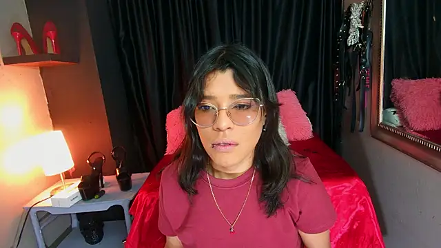 AvaLusty online show from February 5, 2026, 5:09 pm