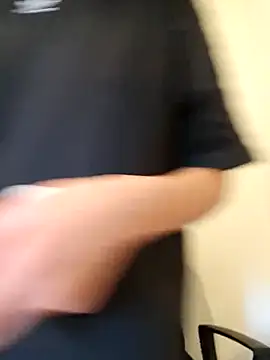 Selenna emma online show from November 13, 2025, 12:42 pm