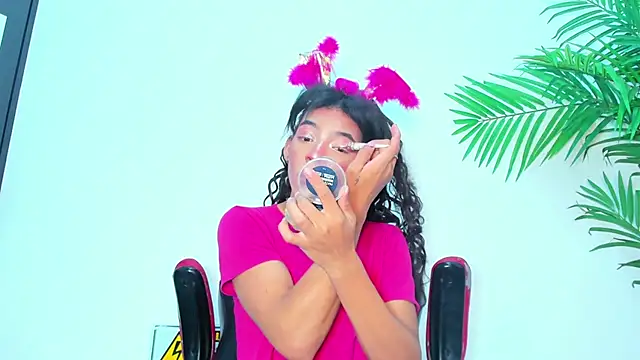 Briyit Doll online show from January 30, 2025, 3:44 am