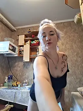 Tina Alev online show from July 6, 2026, 4:09 pm
