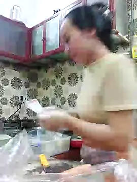 Yinzing 502 online show from December 4, 2024, 1:25 pm