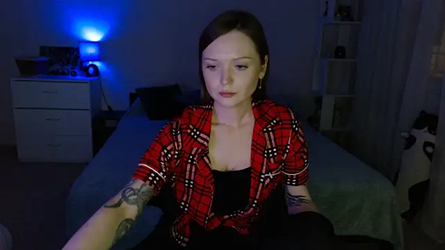 Snapshot of Allaria chatting on April 30, 2026, 8:57 pm Allaria online show from April 30, 2026, 8:57 pm