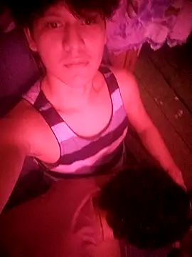 Snapshot of pedrodavid_ chatting on October 12, 2025, 12:23 am pedrodavid  online show from October 12, 2025, 12:23 am