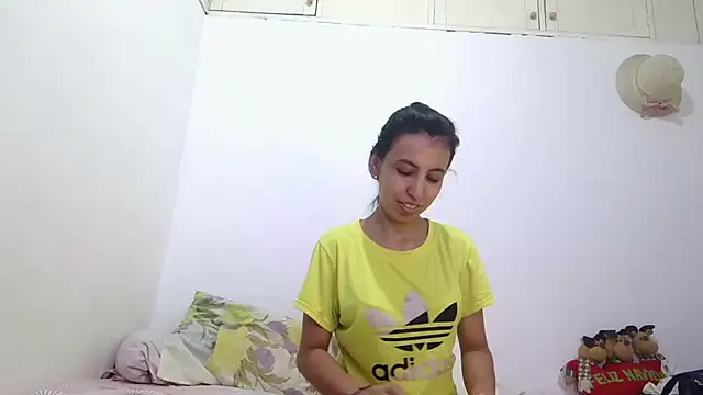 Snapshot of mina_smith1 chatting on December 14, 2025, 7:08 pm mina smith1 online show from December 14, 2025, 7:08 pm