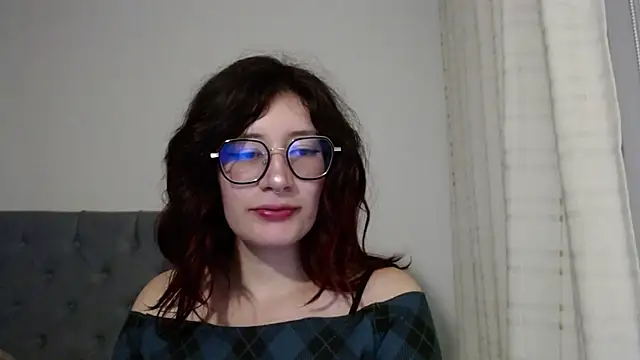 mariana124- online show from January 9, 2025, 11:13 pm