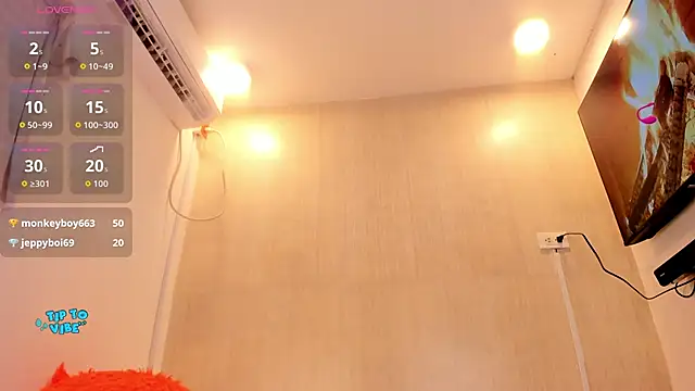 Snapshot of meganrossee69 chatting on November 24, 2025, 12:10 am meganrossee69 online show from November 24, 2025, 12:10 am