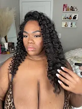 Mari Melons online show from October 3, 2025, 12:36 am