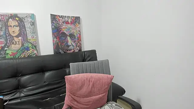 Himoreno25 online show from February 19, 2026, 12:40 am