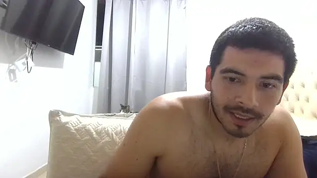 Himoreno25 online show from November 26, 2025, 12:32 am