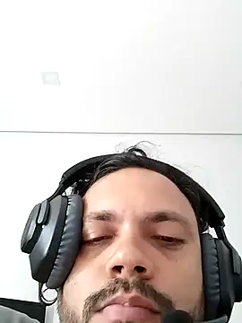 morenindarola online show from January 17, 2025, 6:33 pm