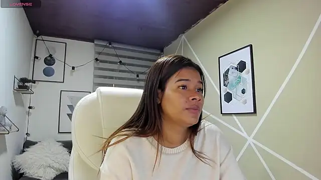 Enma  clark online show from March 23, 2026, 4:12 am