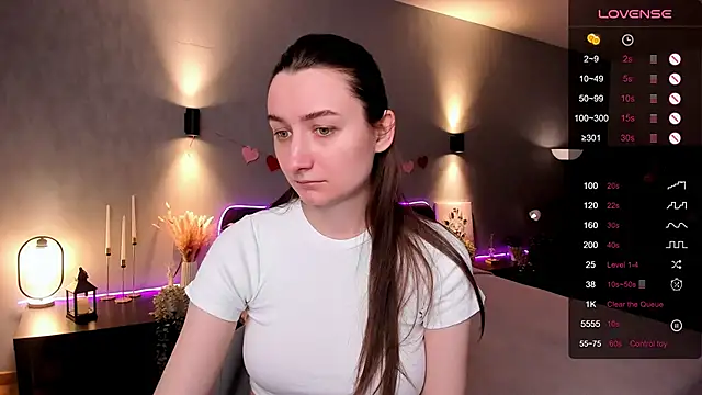 annacooleman online show from April 21, 2026, 2:03 am