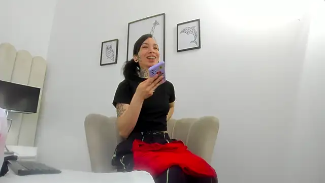 Snapshot of Lady_Godss chatting on December 14, 2024, 7:03 pm Lady Godss online show from December 14, 2024, 7:03 pm