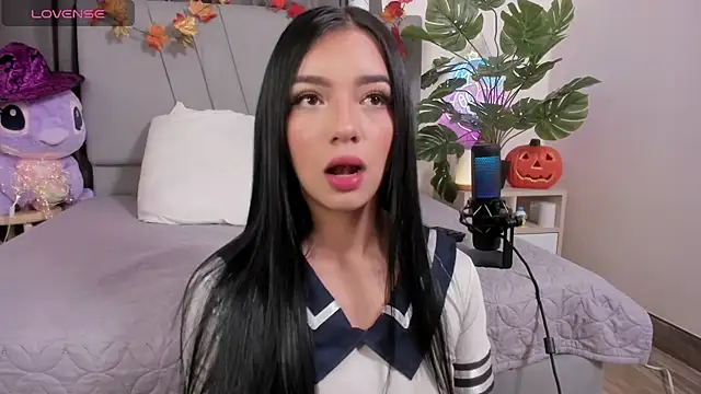 Snapshot of emy_bonita1 chatting on October 28, 2025, 11:58 pm emy bonita1 online show from October 28, 2025, 11:58 pm