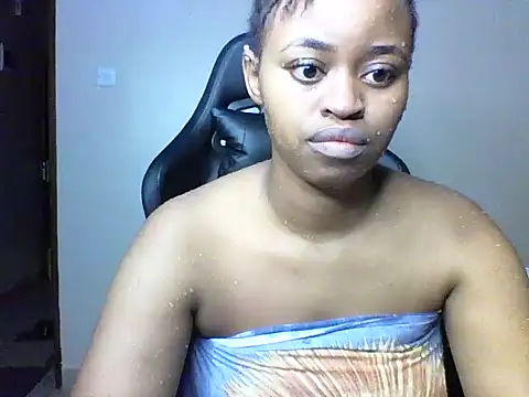 Candii wet  online show from February 12, 2026, 12:43 am