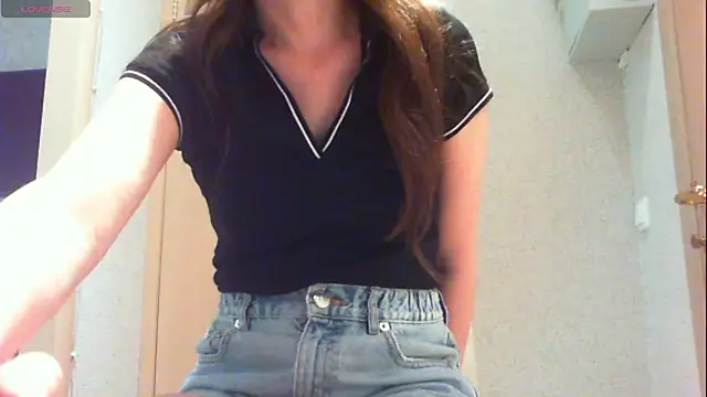 Snapshot of khu_yam chatting on September 28, 2025, 11:17 am khu yam online show from September 28, 2025, 11:17 am