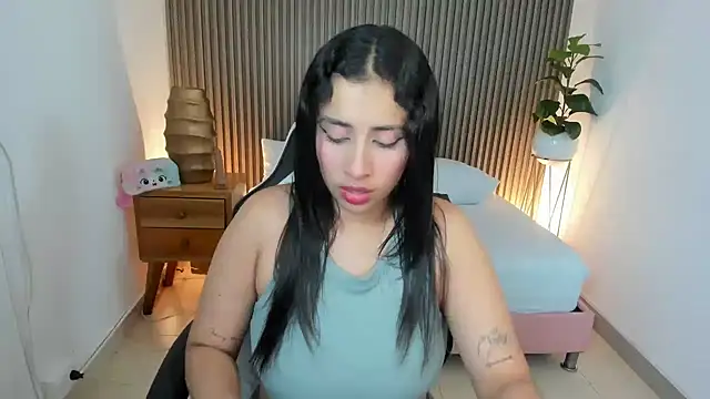 venuz lee online show from March 19, 2025, 12:56 pm