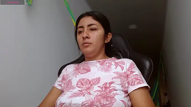 Snapshot of danna_peterson1 chatting on October 30, 2025, 12:25 pm danna peterson1 online show from October 30, 2025, 12:25 pm