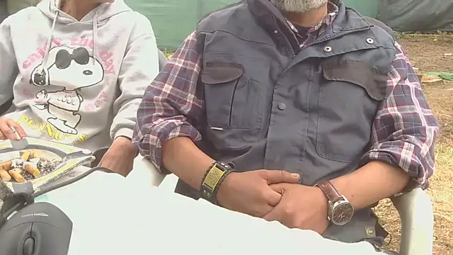 couplemilf2 online show from April 12, 2026, 12:08 pm