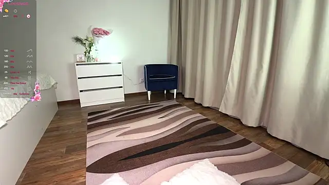 diaanona online show from May 18, 2026, 11:42 pm