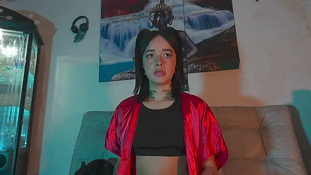 ariana-white- online show from April 24, 2026, 4:14 am