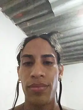 Snapshot of AlexaWarner chatting on November 3, 2025, 4:10 pm AlexaWarner online show from November 3, 2025, 4:10 pm