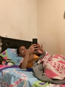 AlexaWarner online show from February 17, 2026, 10:12 am