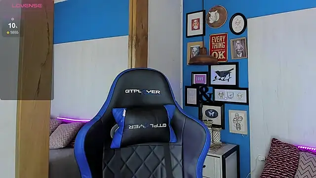 VladHellsing4 online show from March 15, 2025, 2:01 pm