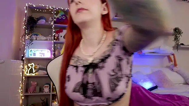 Anna Prince online show from May 15, 2026, 2:42 am