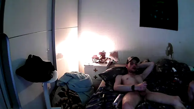2BossHornyBerlin online show from October 12, 2025, 3:02 pm