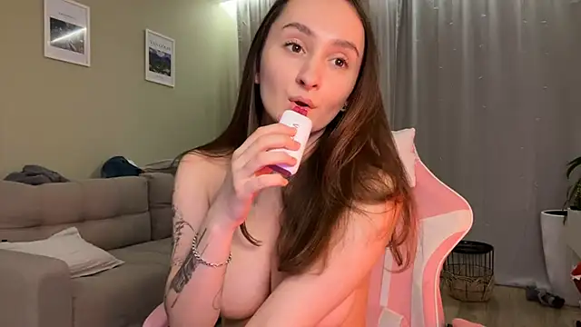 Snapshot of Eva_Eva_ chatting on January 1, 2025, 11:40 pm Eva Eva online show from January 1, 2025, 11:40 pm