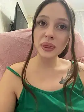 Kimsweet7 online show from January 18, 2026, 6:11 pm